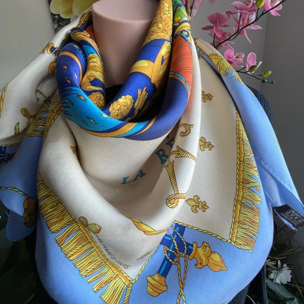 Hermès Vue Du Carrosse La Galere La Reale By H. Grygkar Silk Scarf. - Picture 9 of 16